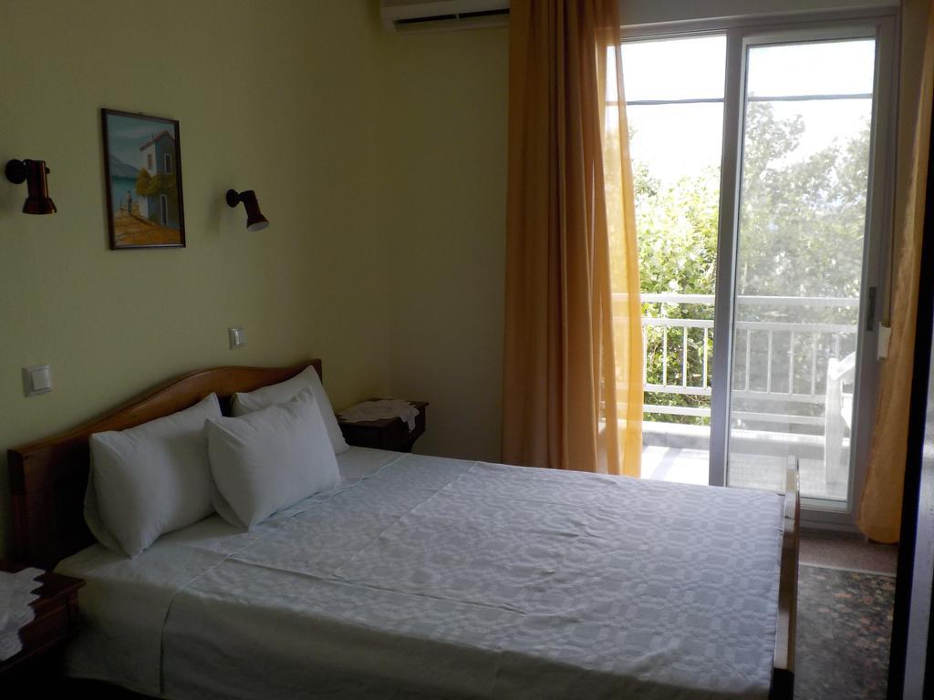 Hotel Prinos 외부 사진